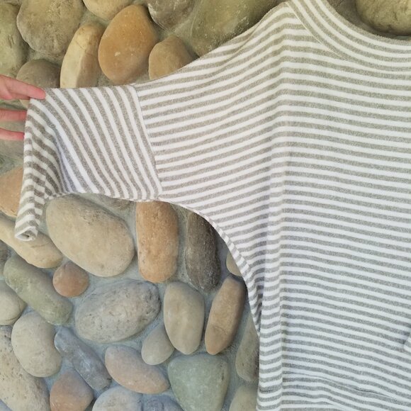 THYME AND HONEY Crewneck Sweater with Gray/White Stripes Winter Staples Soft - Picture 4 of 6